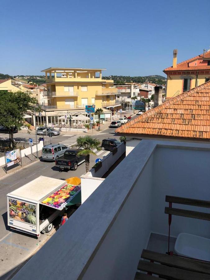 Rs305 - Marcelli, Nuovo Bilocale Fronte Mare Apartment ภายนอก รูปภาพ